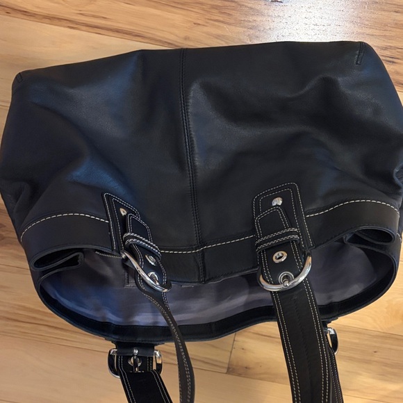 Coach Black Leather Shoulder Bag - Picture 4 of 7